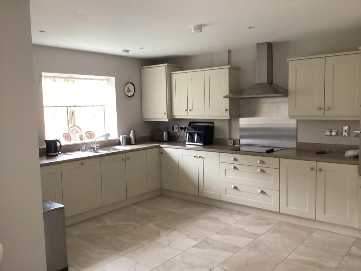 Apartmán 4 Cois Glaisin View Navan Exteriér fotografie